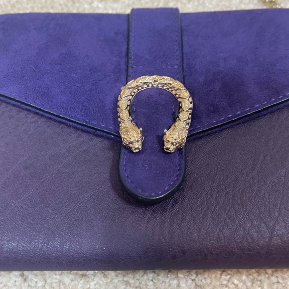 NWT Purple Suede Big Buddha Crossbody purse - Picture 4 of 5
